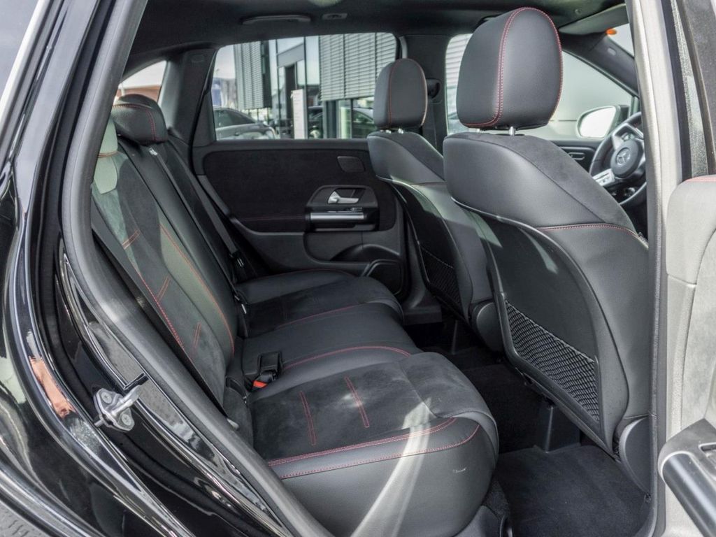 Mercedes-Benz B 250 2022