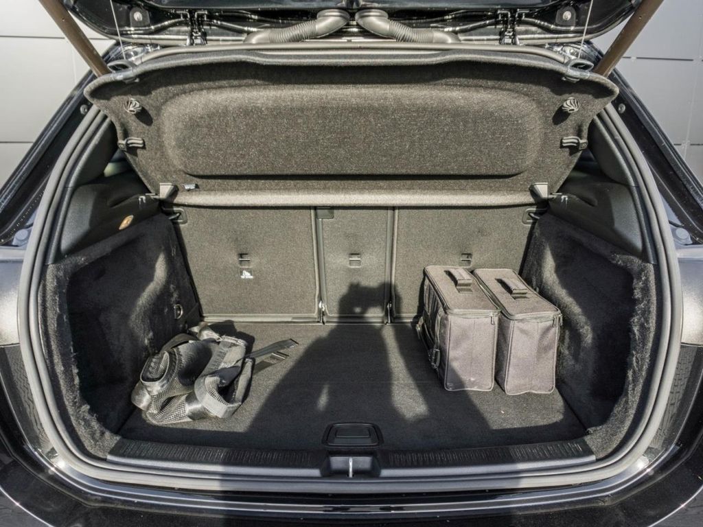 Mercedes-Benz B 250 2022