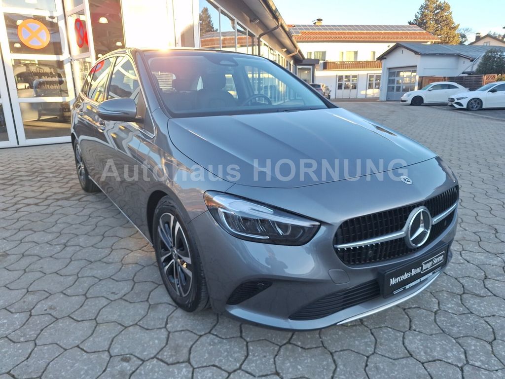Mercedes-Benz B 200 2024