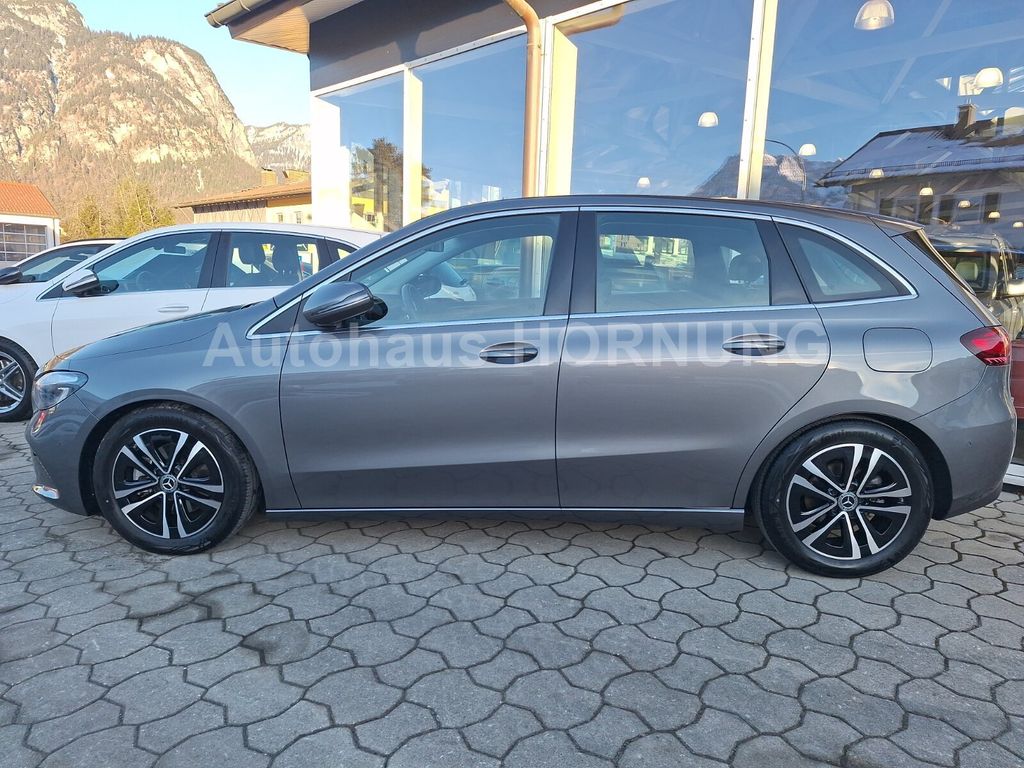 Mercedes-Benz B 200 2024