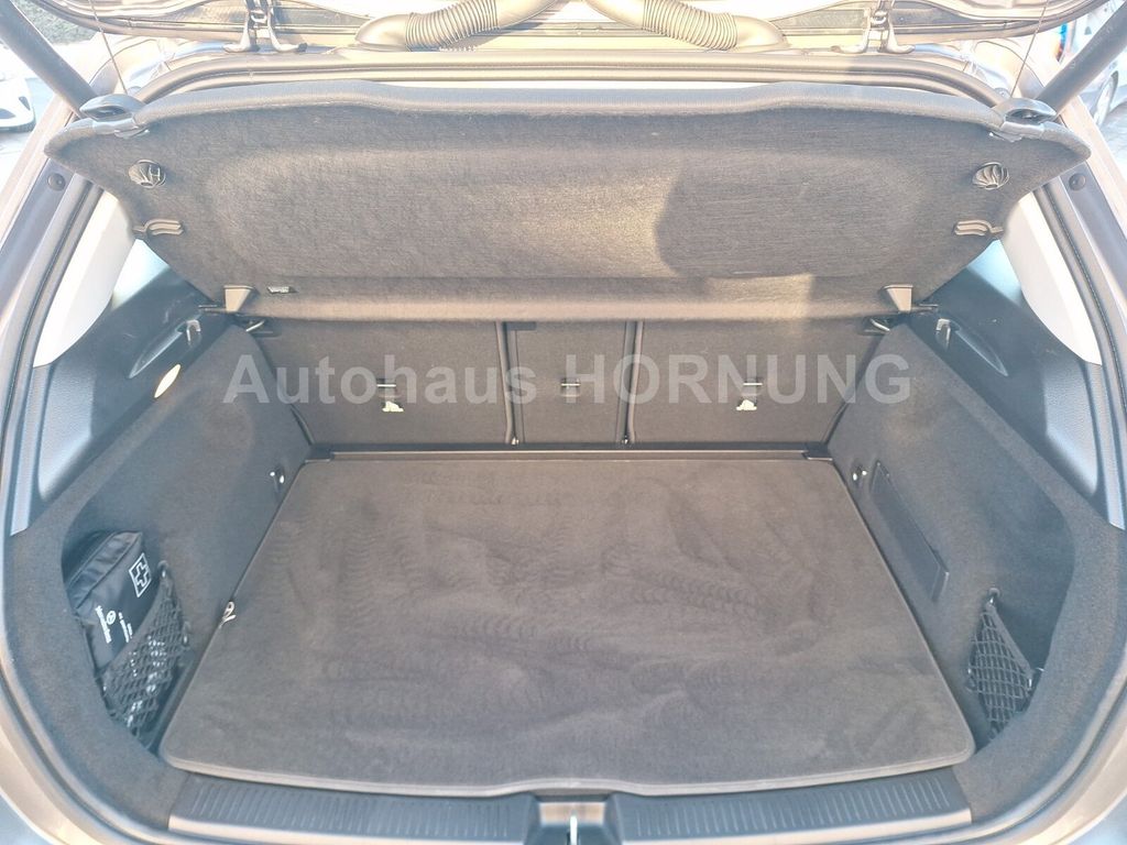 Mercedes-Benz B 200 2024