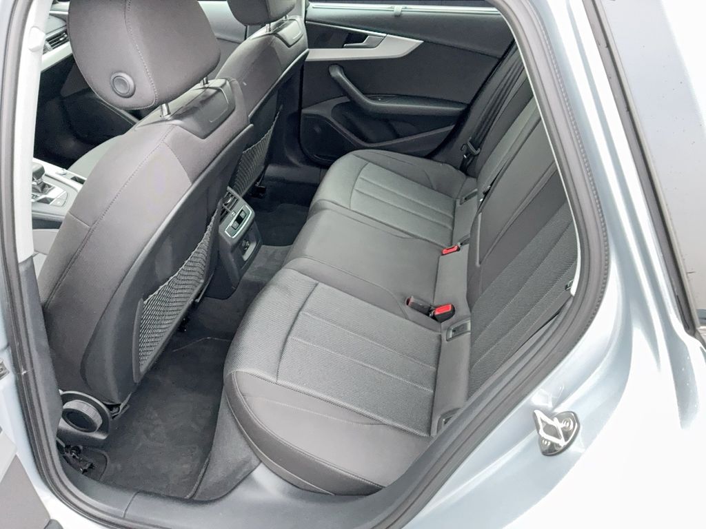 Audi A4 2024
