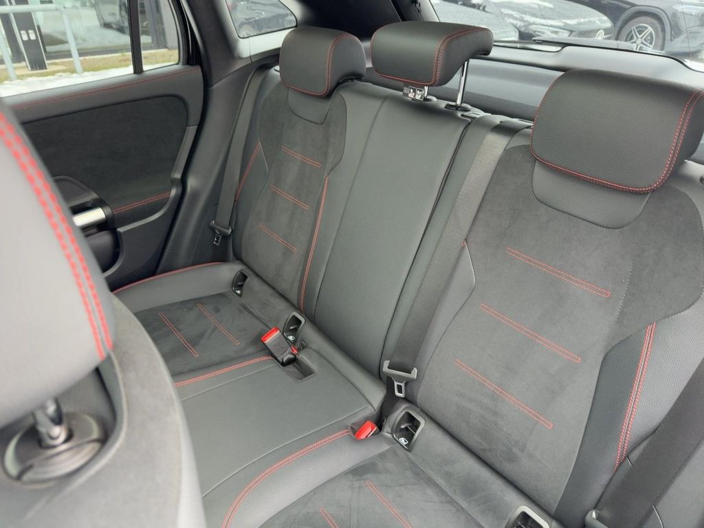 Mercedes-Benz GLA 250 2022