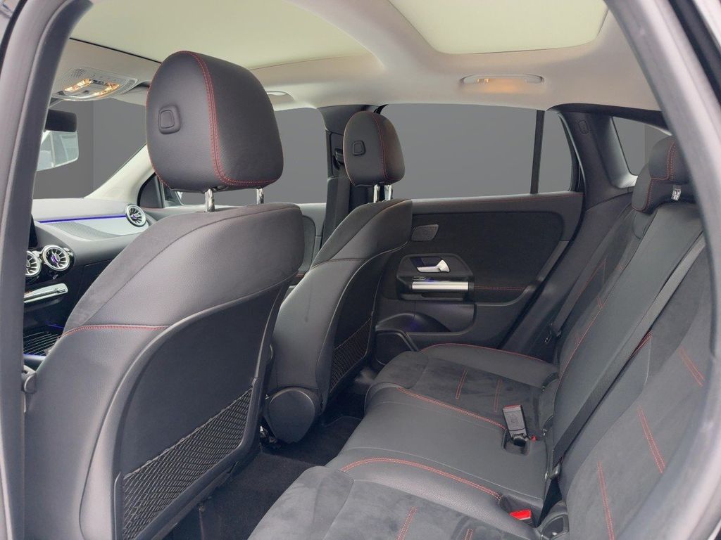 Mercedes-Benz GLA 250 2022