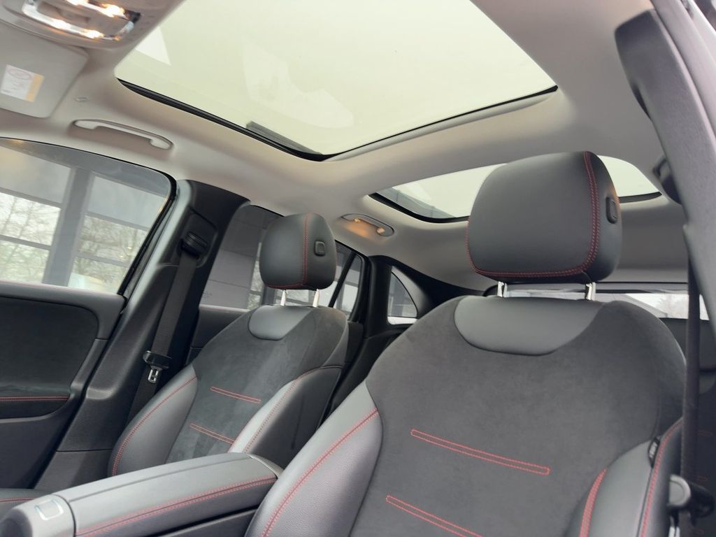 Mercedes-Benz GLA 250 2022