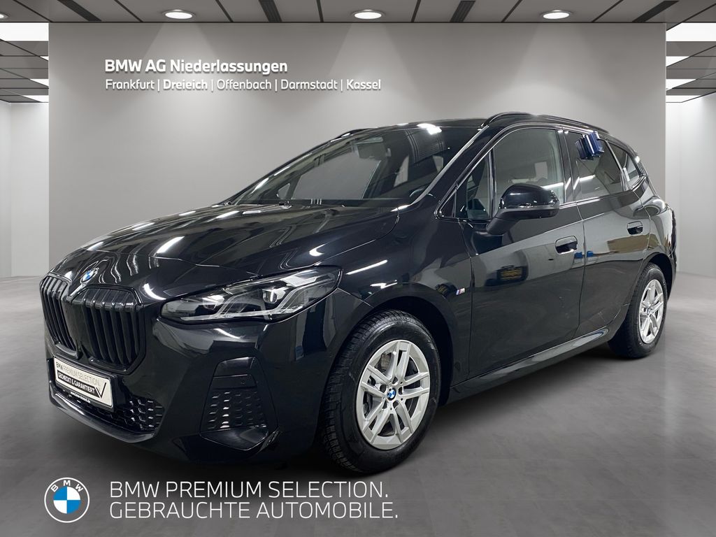 BMW 220 2025
