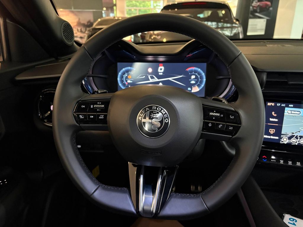 Alfa Romeo Junior 2025