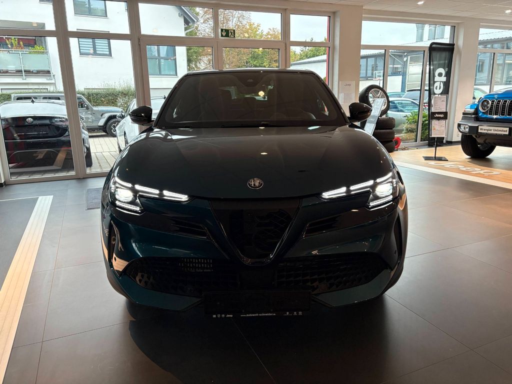 Alfa Romeo Junior 2025