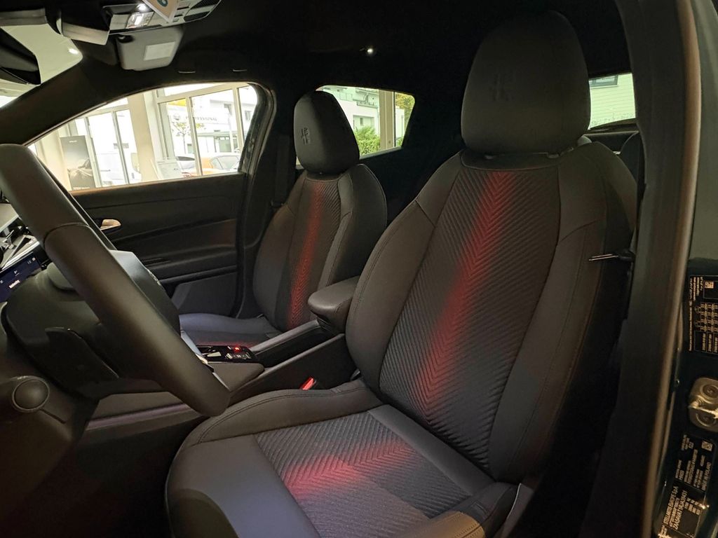 Alfa Romeo Junior 2025