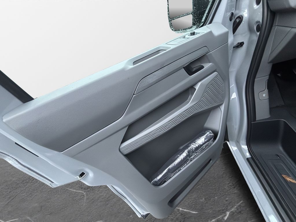 Volkswagen T7 Transporter