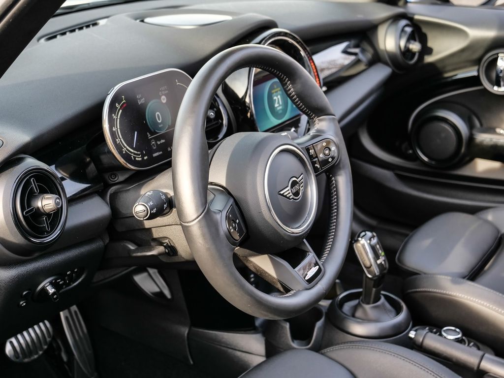 MINI Cooper Cabrio 2023