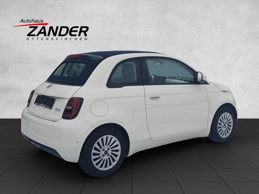 Fiat 500e 2023