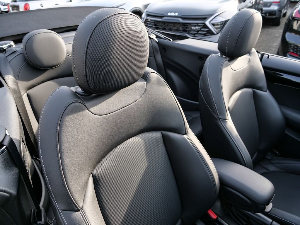 MINI Cooper Cabrio 2023