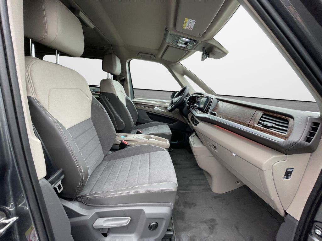 Volkswagen T7 Multivan 2025