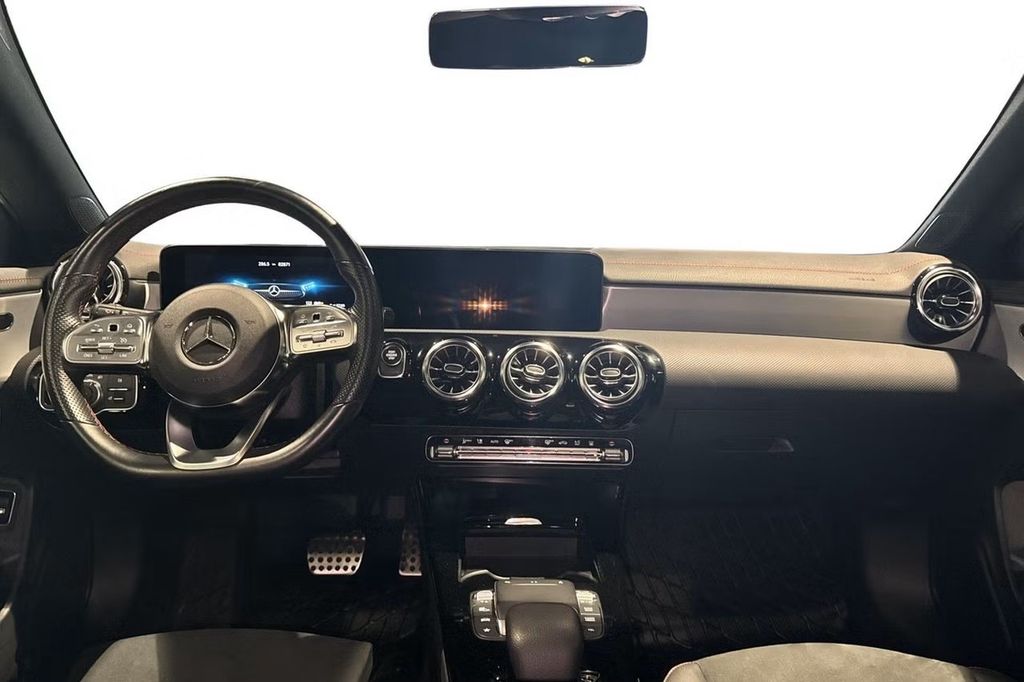 Mercedes-Benz CLA 250 2023