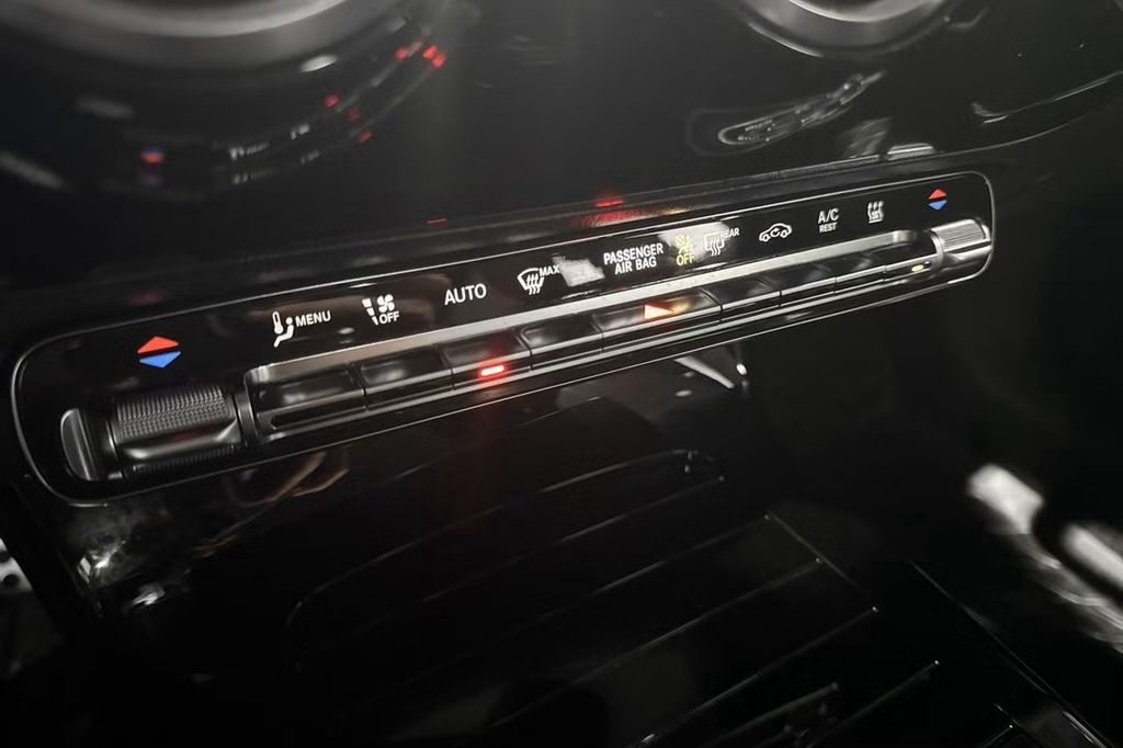 Mercedes-Benz CLA 250 2023