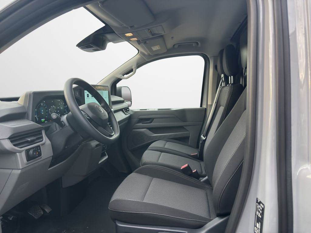 Volkswagen T7 Transporter