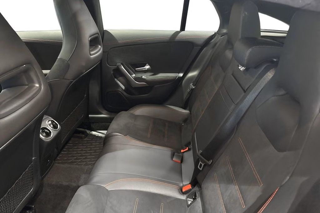 Mercedes-Benz CLA 250 2023