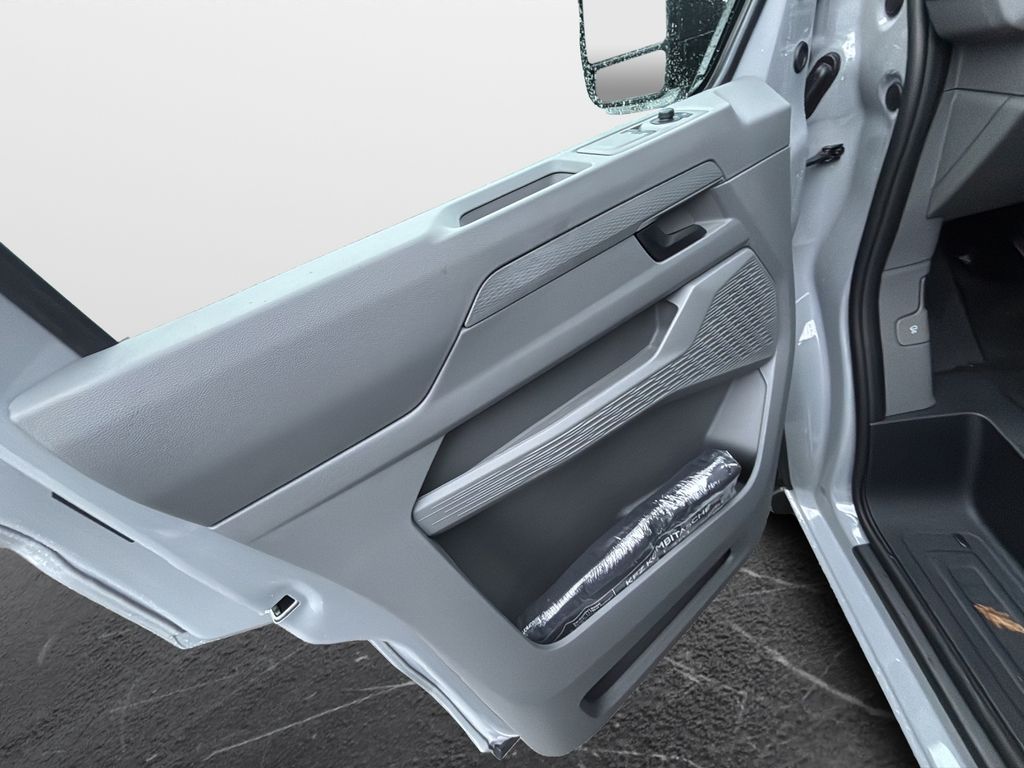 Volkswagen T7 Transporter 2025
