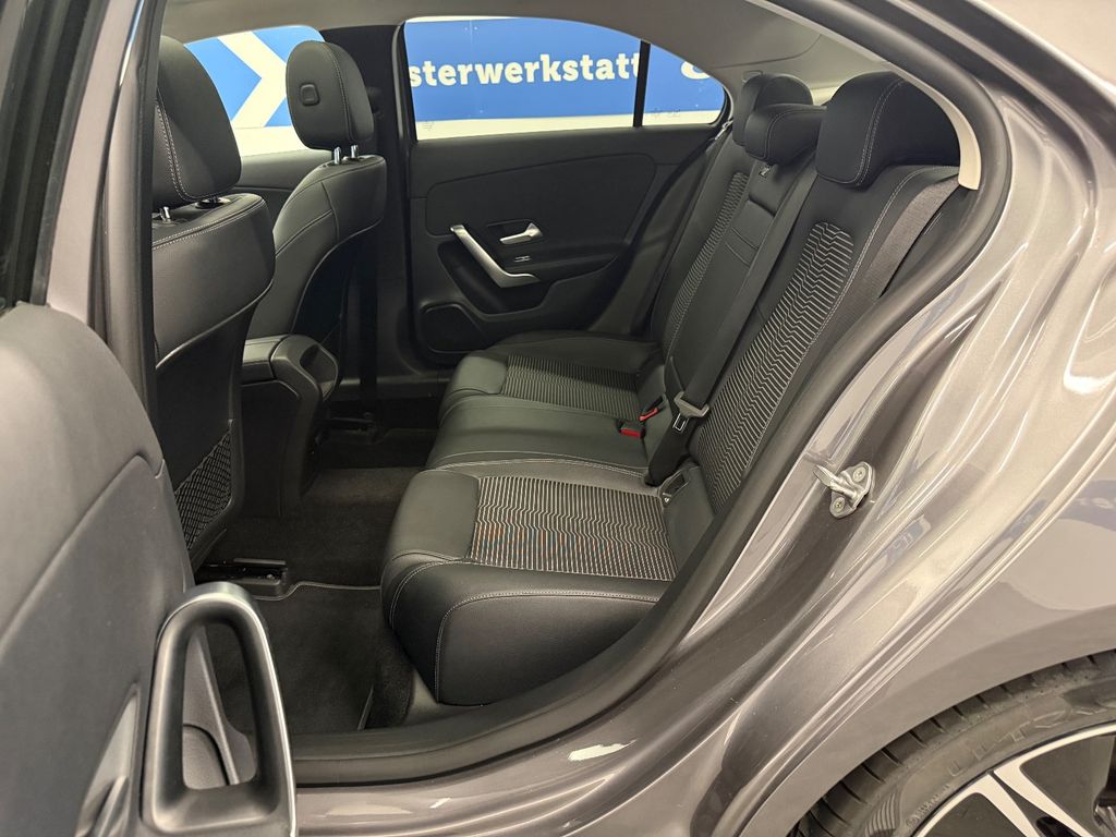 Mercedes-Benz A 200 2022