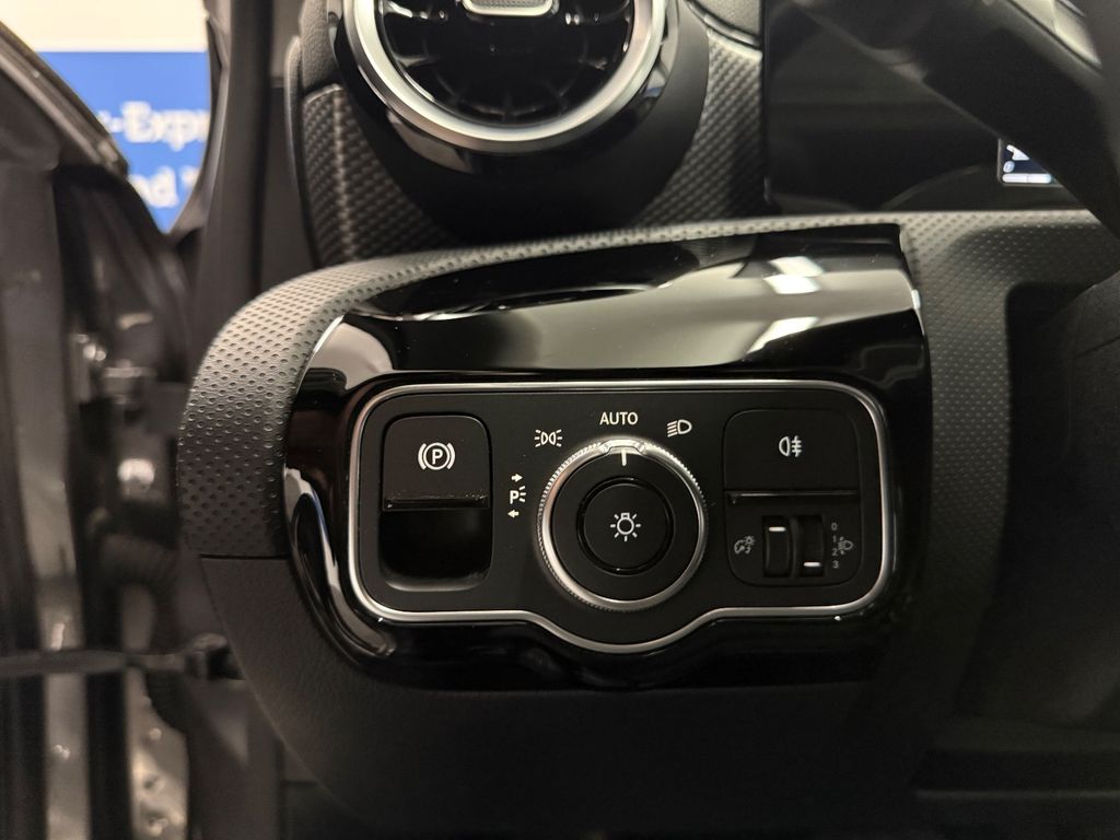 Mercedes-Benz A 200 2022