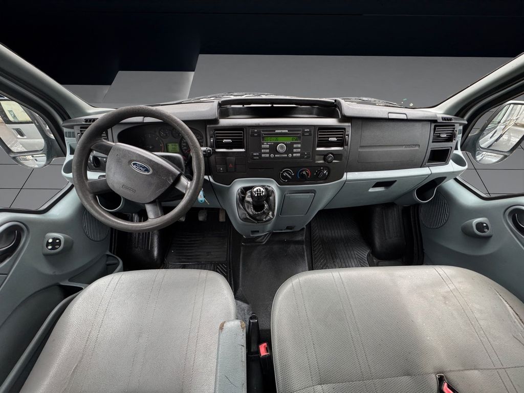 Ford Transit 2010