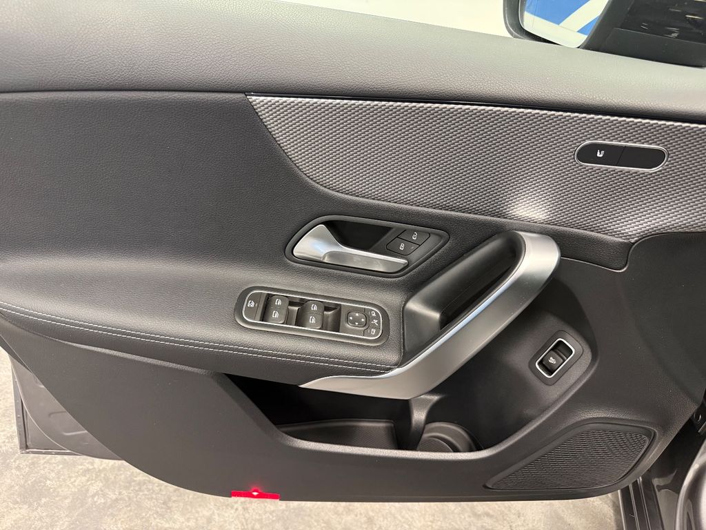 Mercedes-Benz A 200 2022