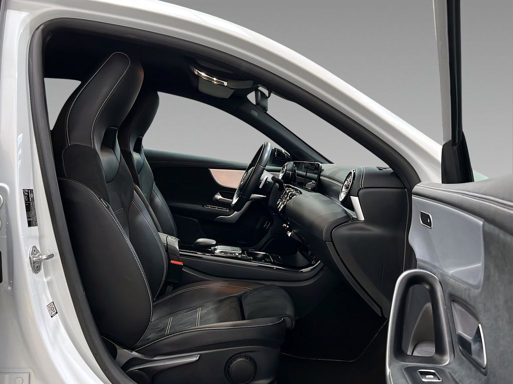 Mercedes-Benz A 250 2021