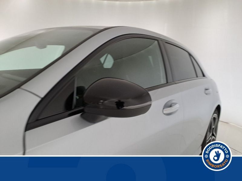 Mercedes-Benz A 180 2025