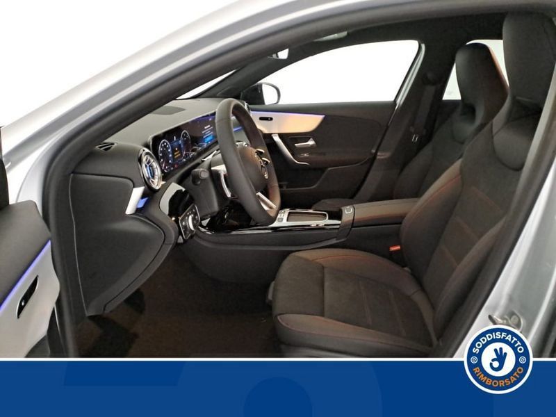 Mercedes-Benz A 180 2025