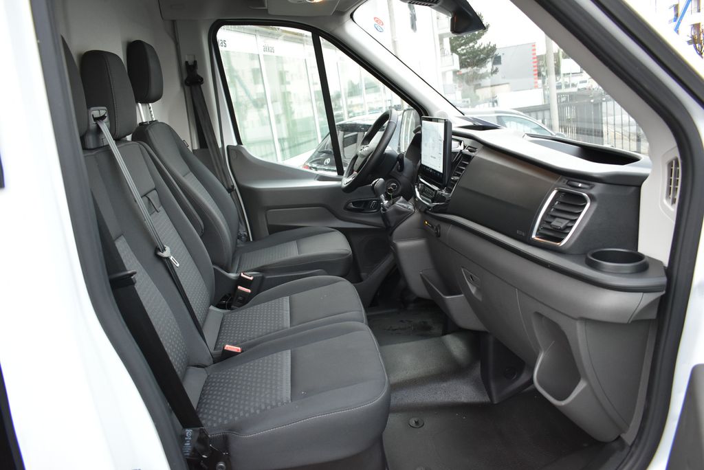 Ford Transit 2025
