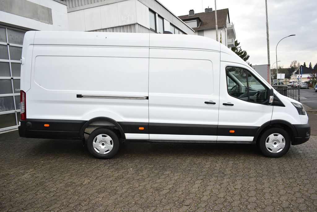 Ford Transit 2025