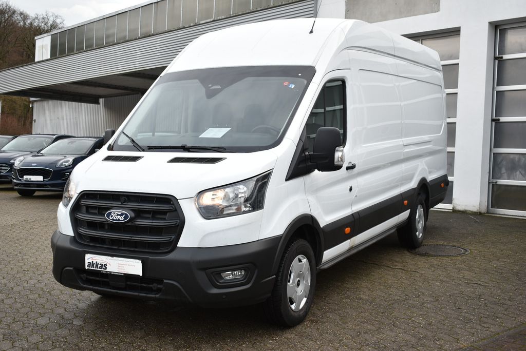 Ford Transit 2025