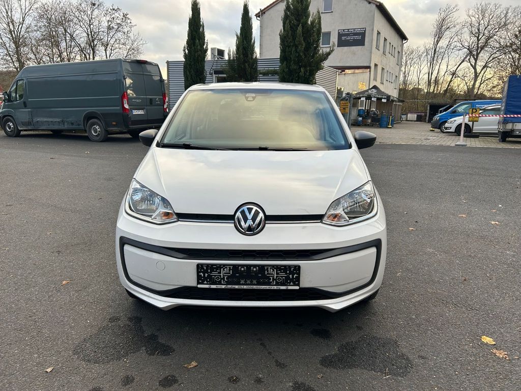 Volkswagen up! 2018