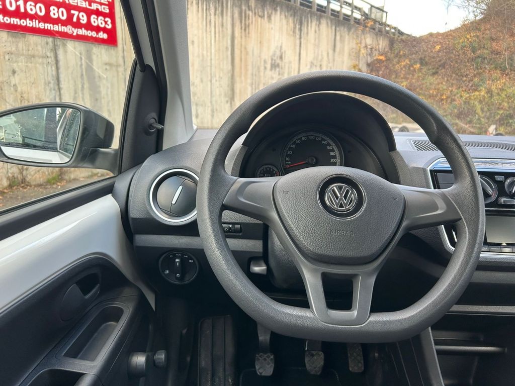 Volkswagen up! 2018