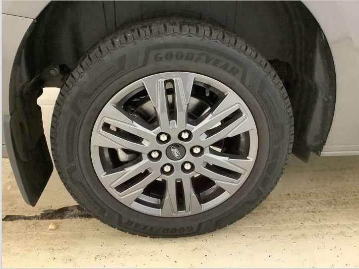 Ford Tourneo Custom 2025