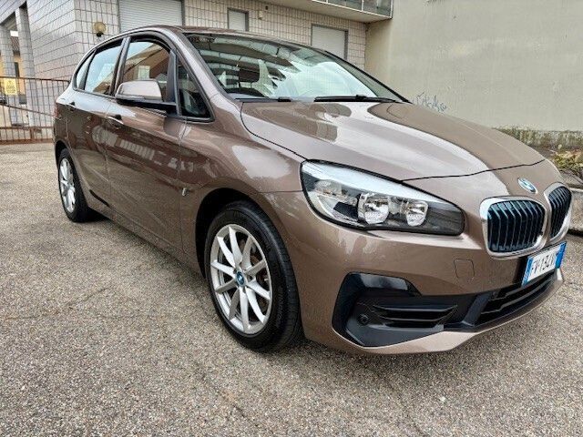 BMW 218 2019