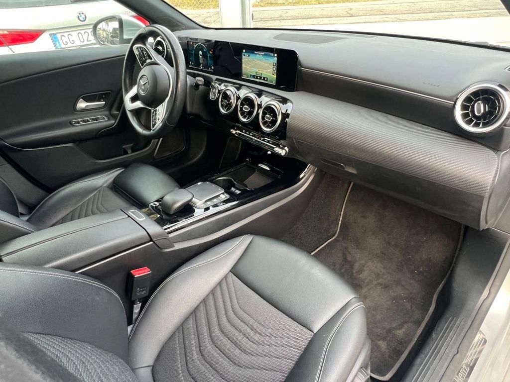 Mercedes-Benz A 180 2021