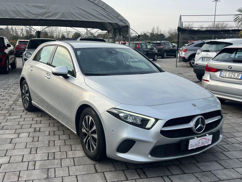 Mercedes-Benz A 180 2021