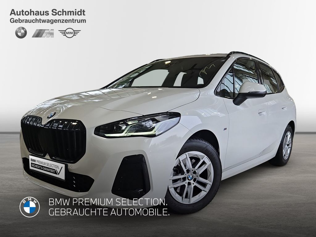 BMW 220 2025
