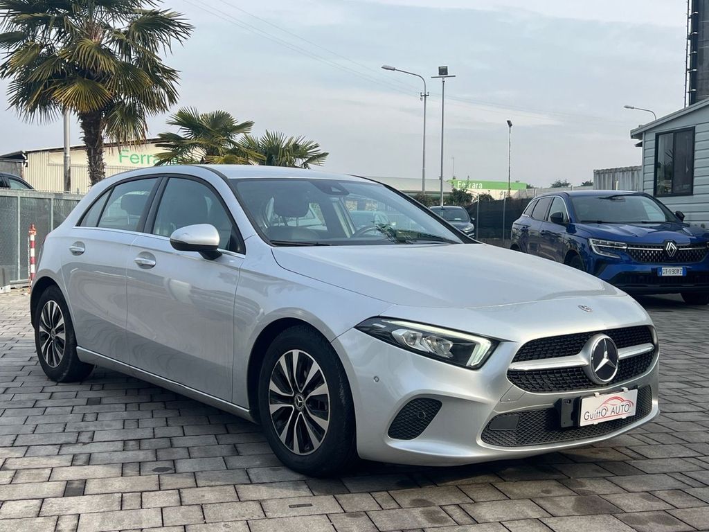 Mercedes-Benz A 180 2021