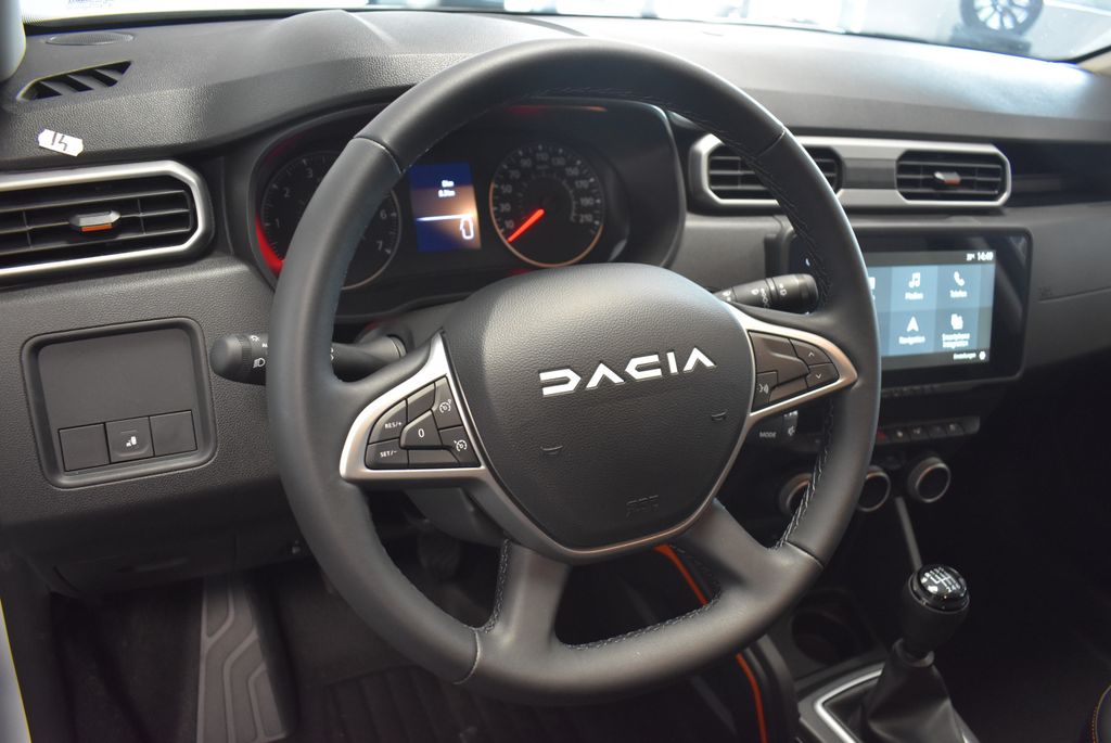 Dacia Duster 2023