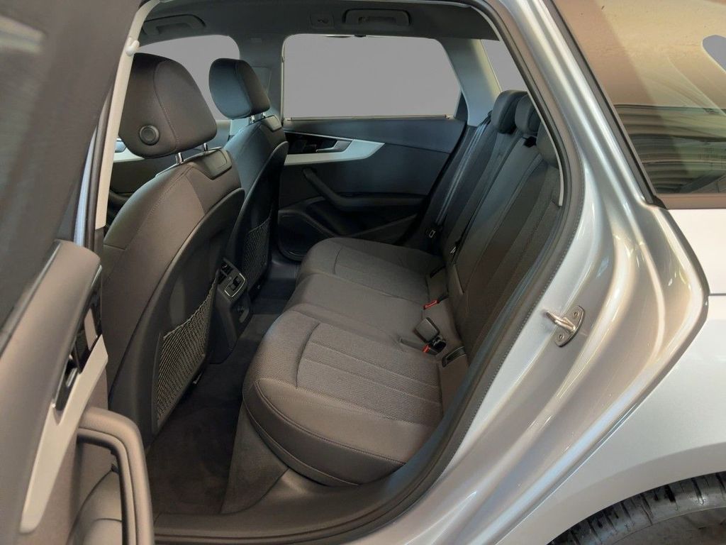 Audi A4 2024