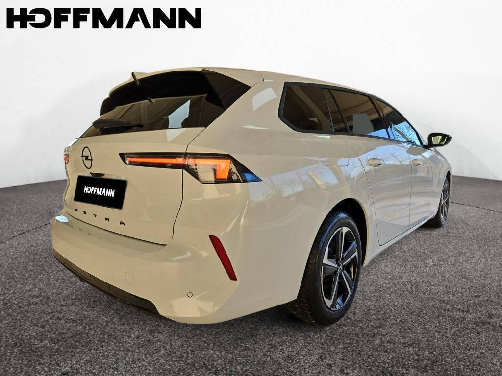 Opel Astra 2024