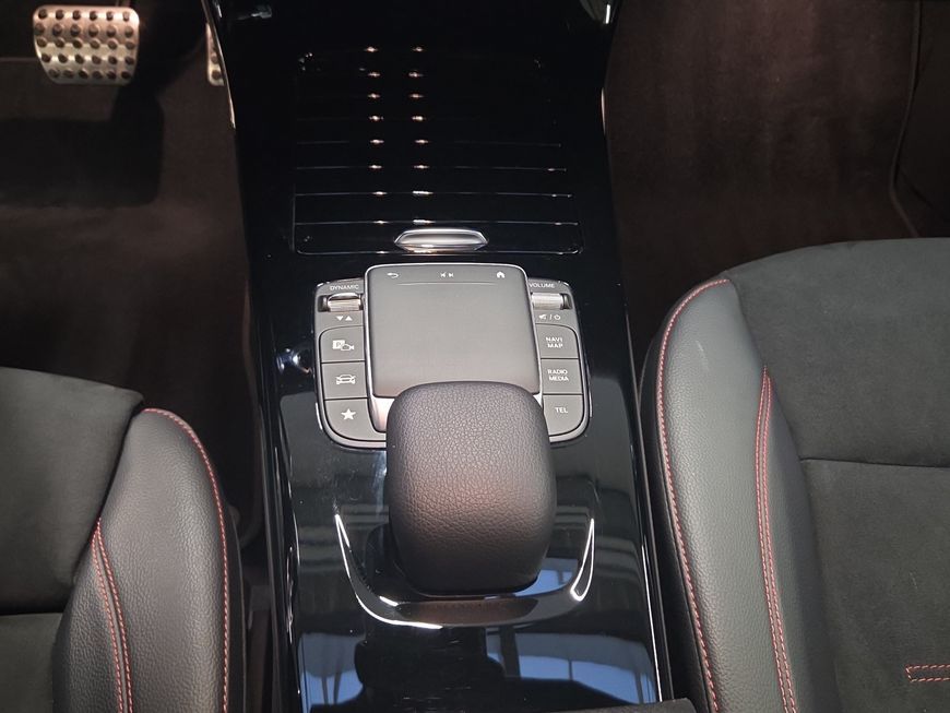 Mercedes-Benz CLA 250 2021