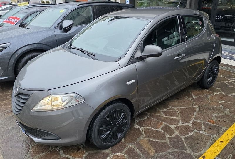 Lancia Ypsilon 2015