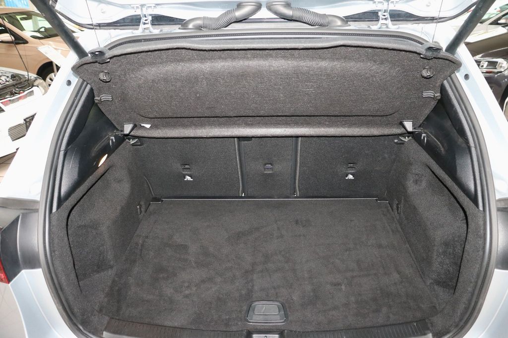 Mercedes-Benz B 180 2024