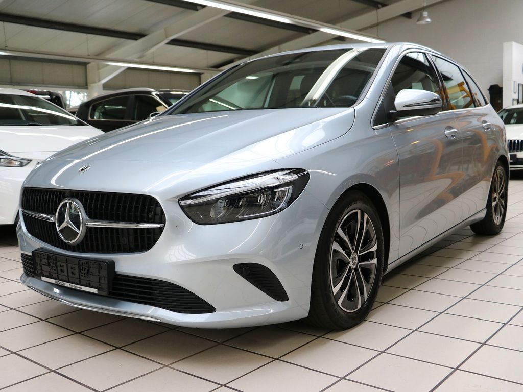 Mercedes-Benz B 180 2024