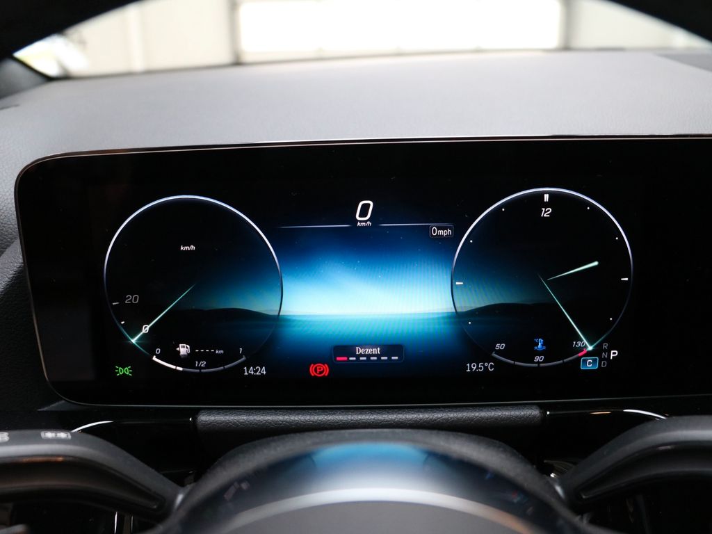 Mercedes-Benz B 180 2024