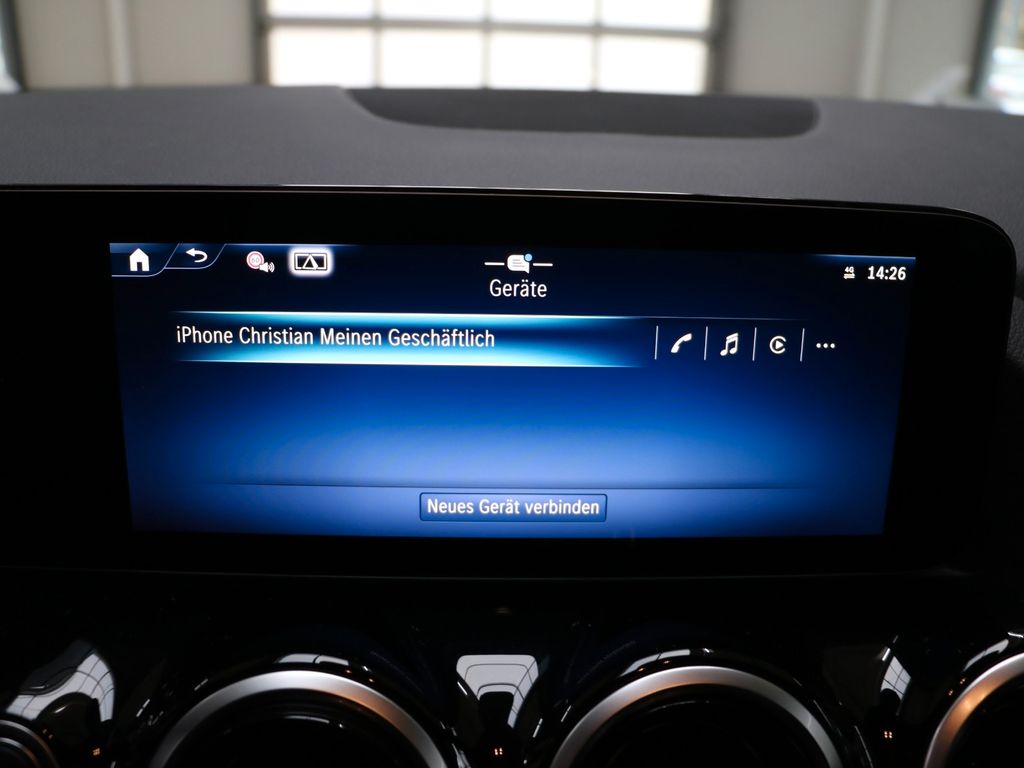 Mercedes-Benz B 180 2024